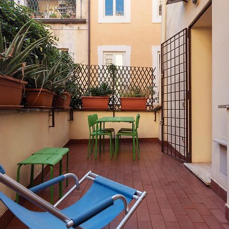 Apartment With Terrace Near Piazza Navona - FromhometoRom Exteriör bild
